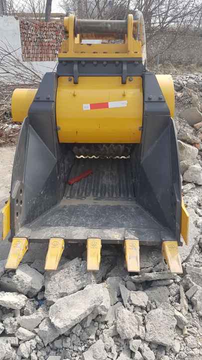 دلو تكسير هيدروليكي للخرسانة و - مراجعة Heavy Equipment With Bucket وسعره