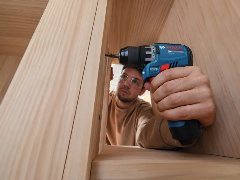 مثقاب بوش بروفيشنال GSR 12V-31 - مراجعة Tools Heavy Equipment وسعره
